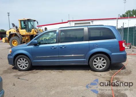 2012 Chrysler Town & Country Touring z USA, uszkodzony, nr VIN 2C4RC1BG0CR209215